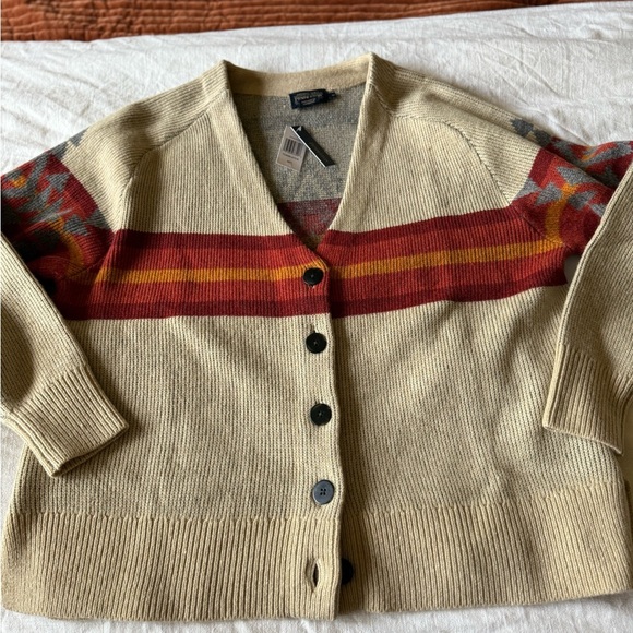 Pendleton Cream and Red Cardigan Sweater Oversized Wool Blend - Picture 7 of 13
